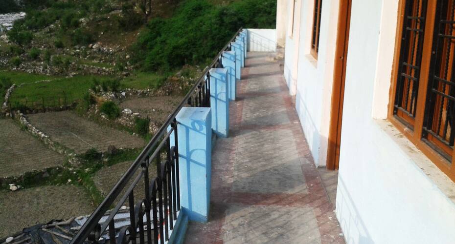 Hotel Kalindi Palace, Barkot 4